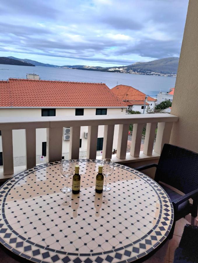 Apartment Angie Trogir Exteriér fotografie