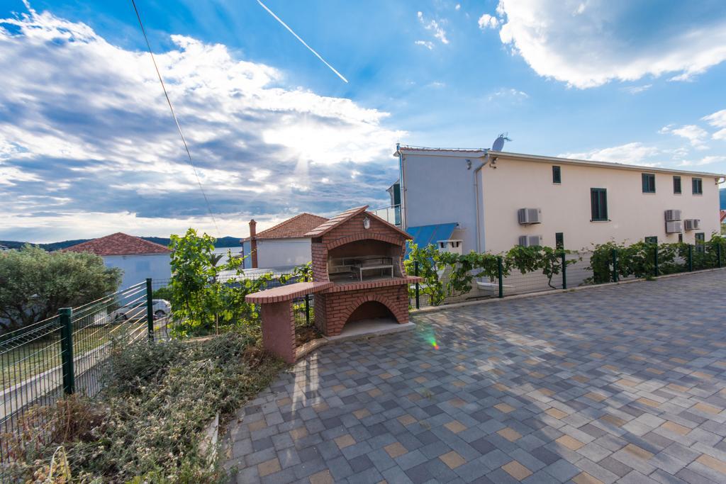 Apartment Angie Trogir Exteriér fotografie