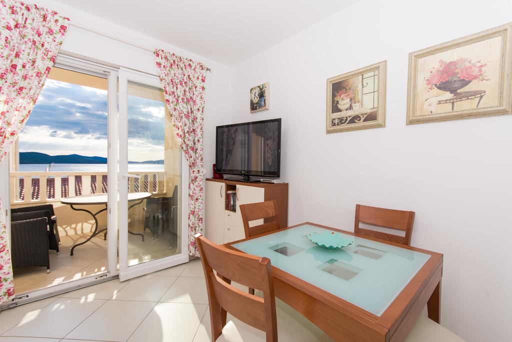 Apartment Angie Trogir Exteriér fotografie